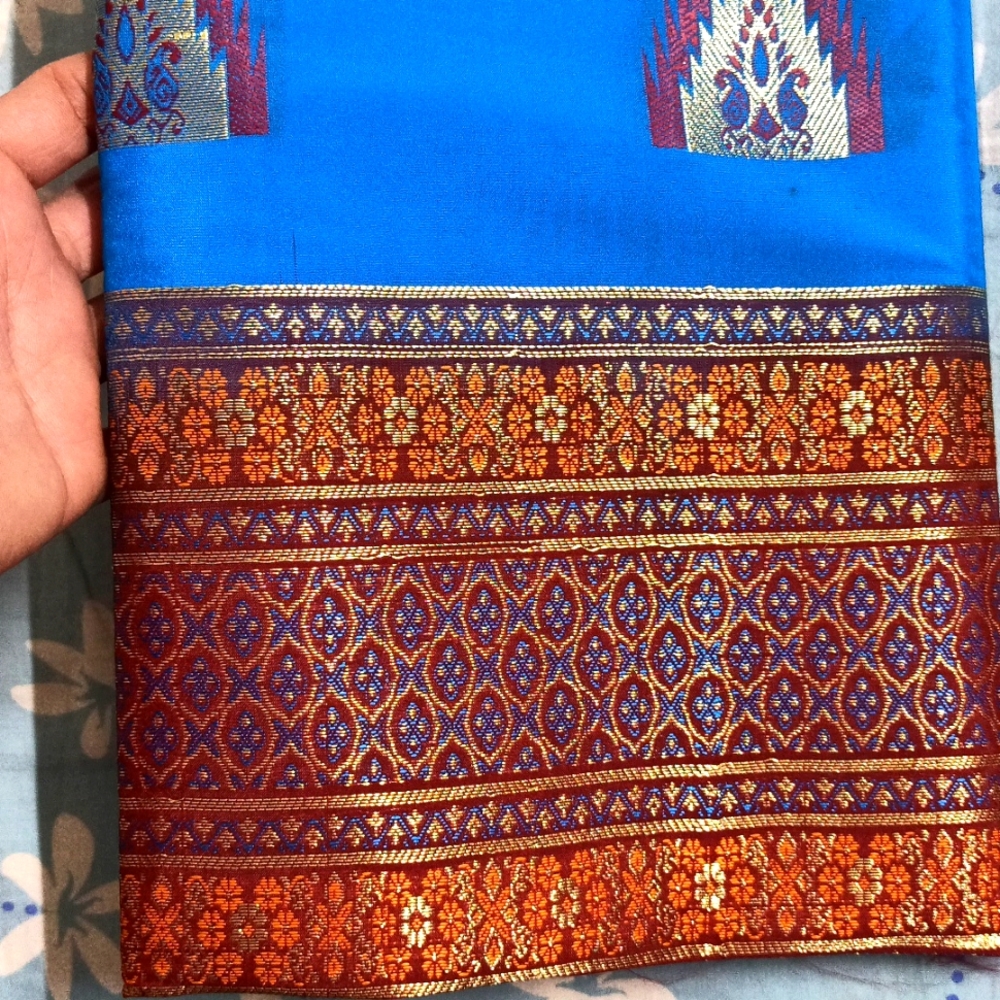 Saree - Picture 3 of 17